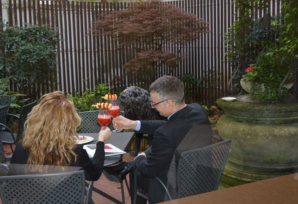 Astoria Hotel Italia Udine Exterior photo